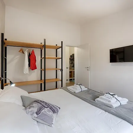 Con Piscina Relax E Free Parking Гостевой дом